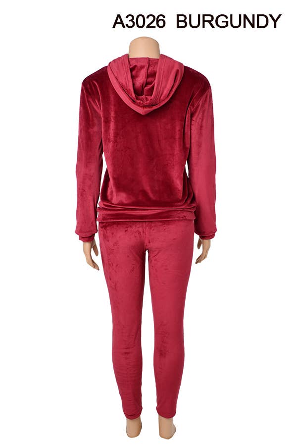 A3026 VELVET JACKET AND PANTS SET MIXED SIZES 12SET