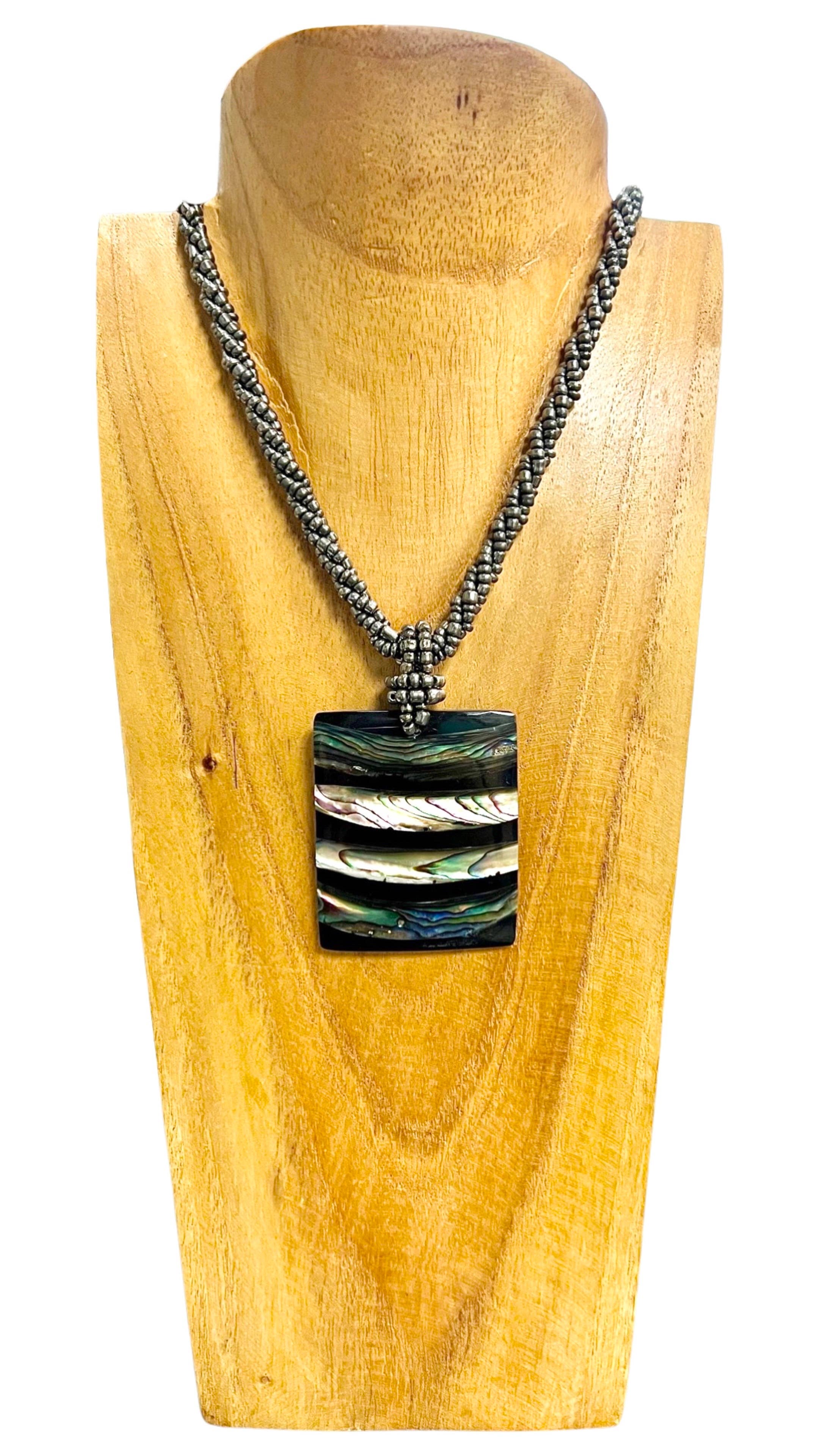 Abalone Shell Stripe Necklace - Black