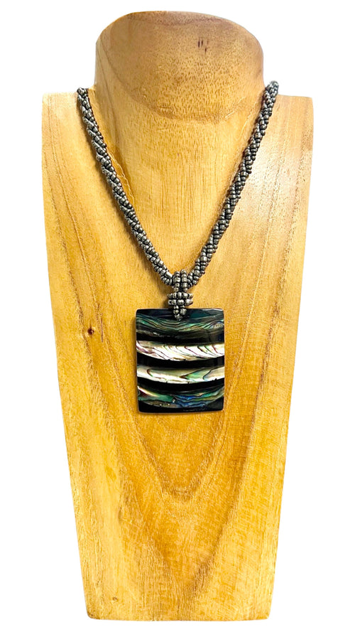Abalone Shell Stripe Necklace - Black